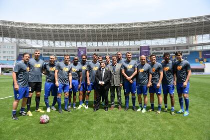 Il "Legend team" italiano porta il calcio in Cina 6