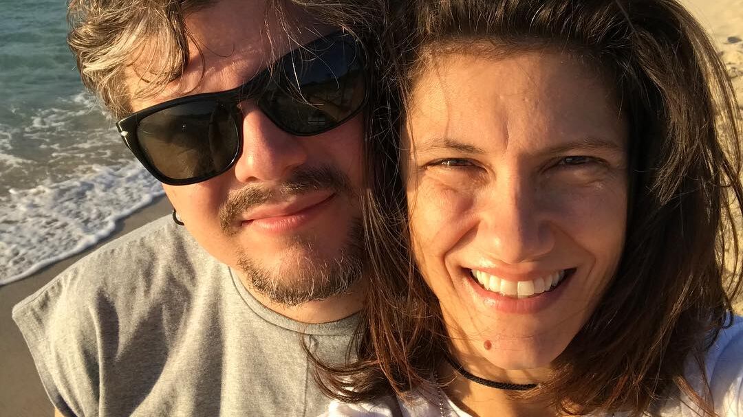 Elisa festeggia sui social 11 anni di amore vincendo la sua timidezza