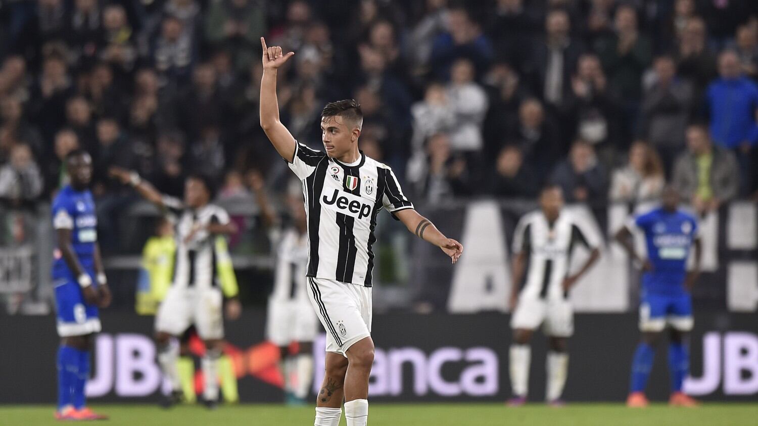 Juventus, scintille tra Allegri e Dybala