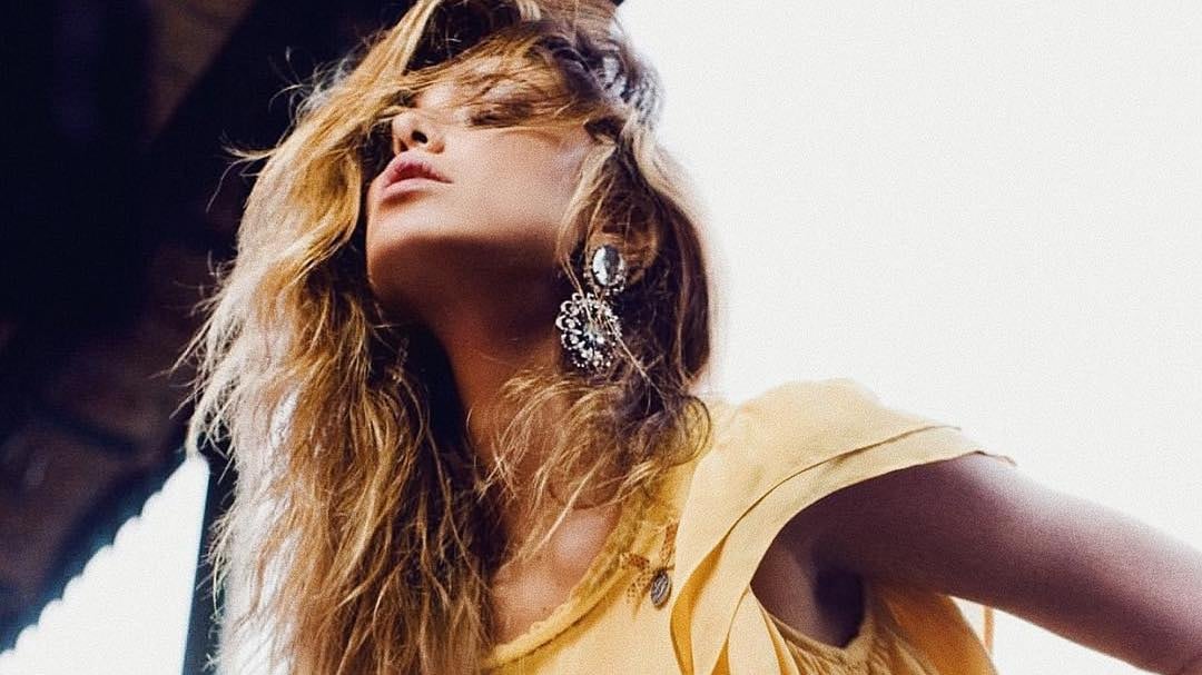 Incidente bollente per Belen Rodriguez: la foto fa impazzire i fan