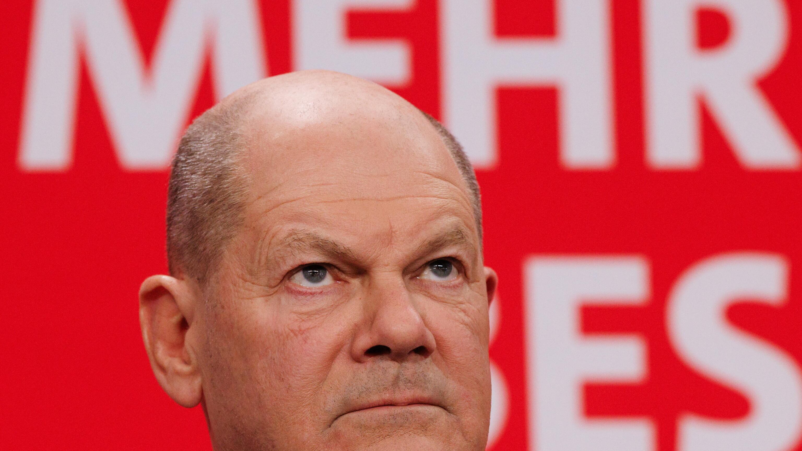Il tonfo storico di Scholz. "Una sconfitta amara. Colpa mia, avanti insieme"