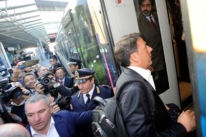 Parte il treno del Pd 6