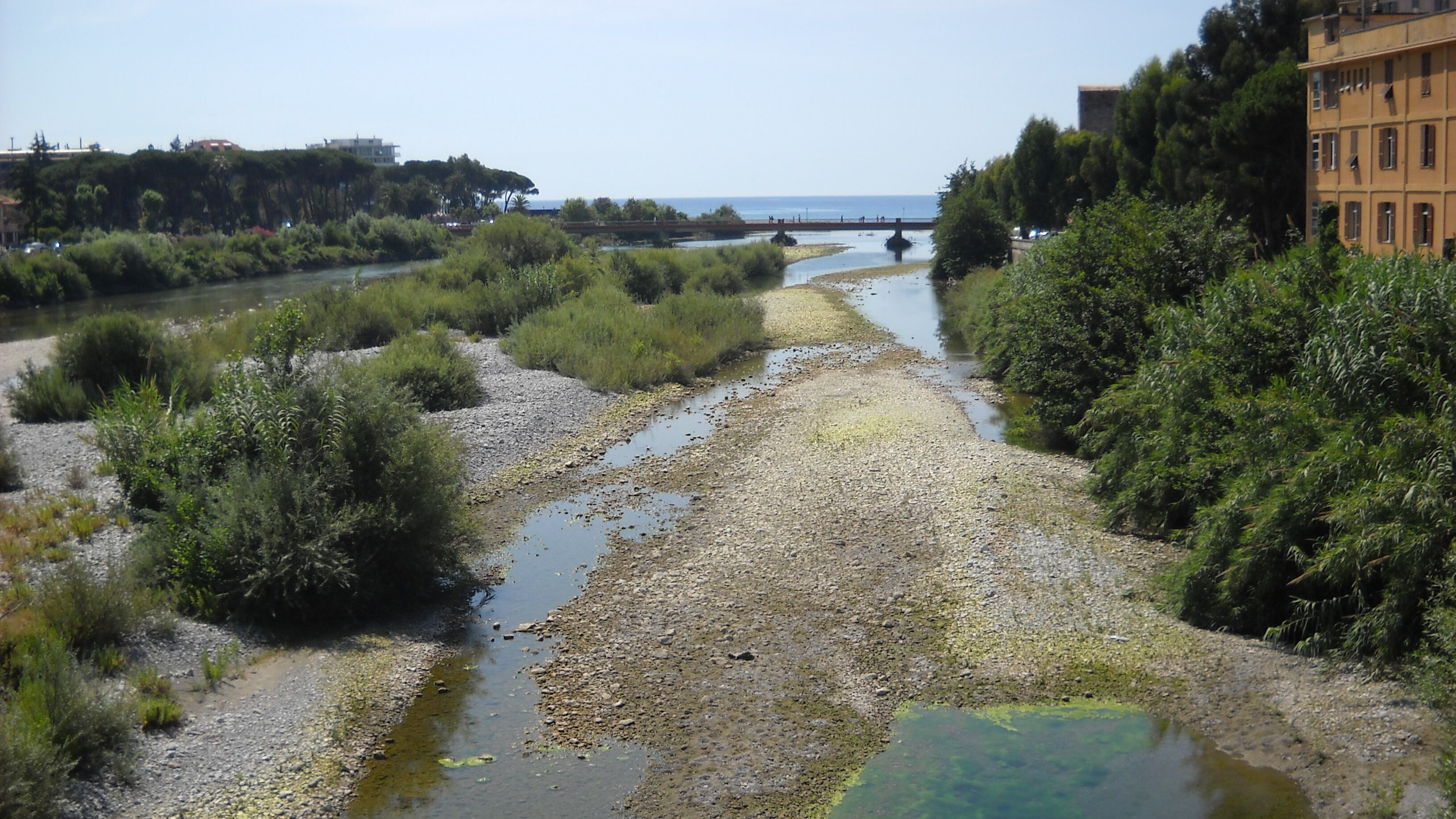 Migrante affoga, dal Comune 5mila euro per deviare il fiume