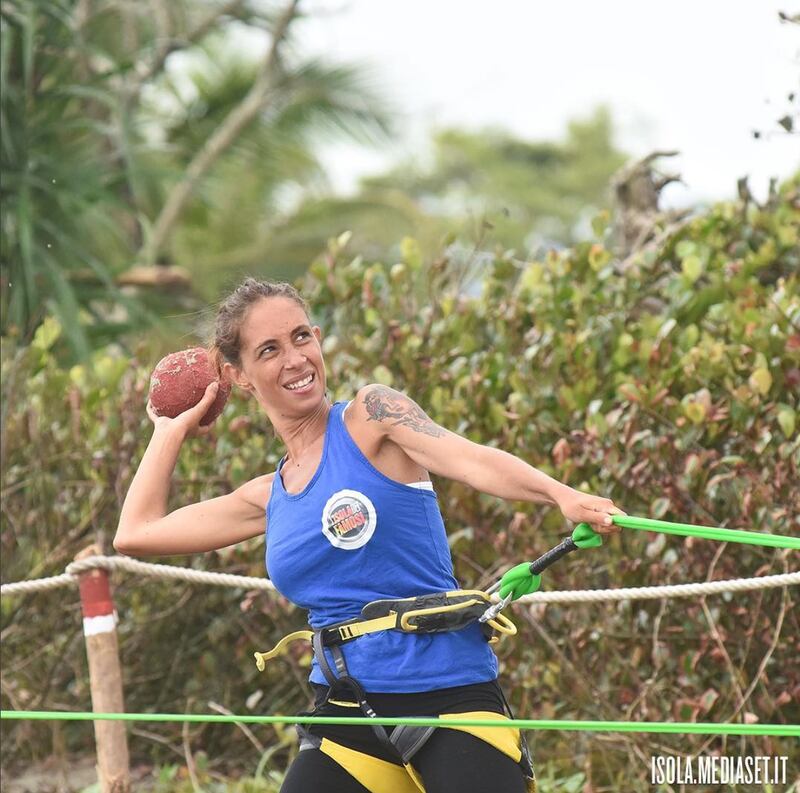 Isola 2017, i momenti hot dei naufraghi 17