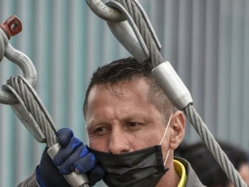 Ong pronte a levare le ancore: così riparte l'assedio all'Italia