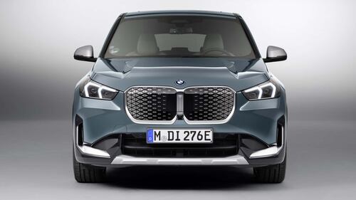 Bmw iX1 eDrive20, guarda tutte le foto 4