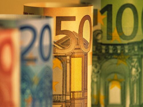 Governo al lavoro sulla detassazione: tredicesime più alte | La simulazione
