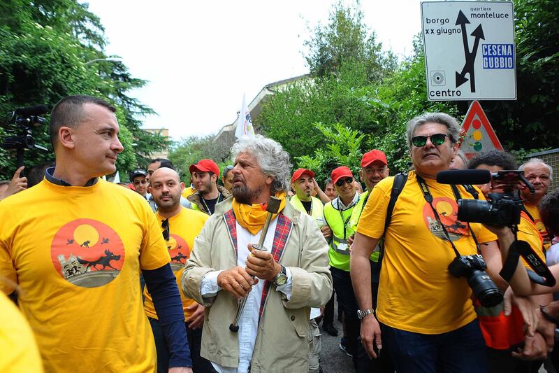 Beppe Grillo in marcia per il reddito di cittadinanza 7
