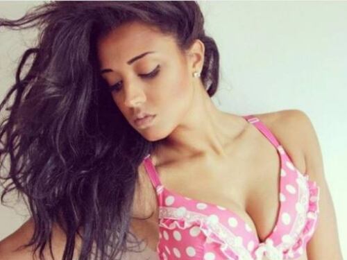 Miss Uk rinuncia alla corona: "Mi chiedono di dimagrire troppo, non ci sto"