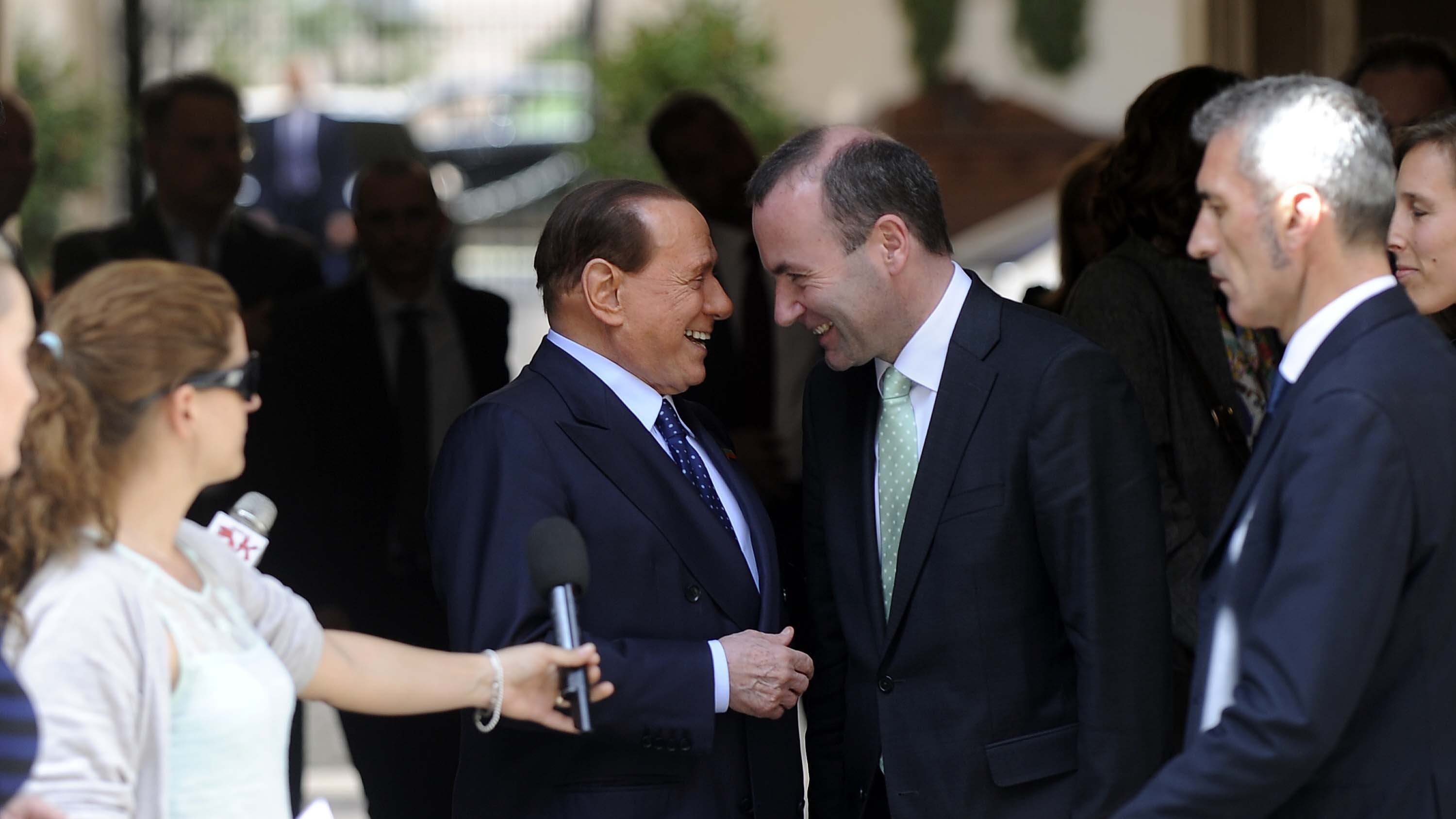 Weber spinge Berlusconi al Colle: "Da sempre chiaramente pro Ue"