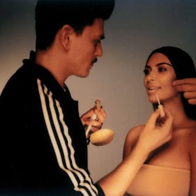 Kim Kardashian, seno esplosivo in bikini 18