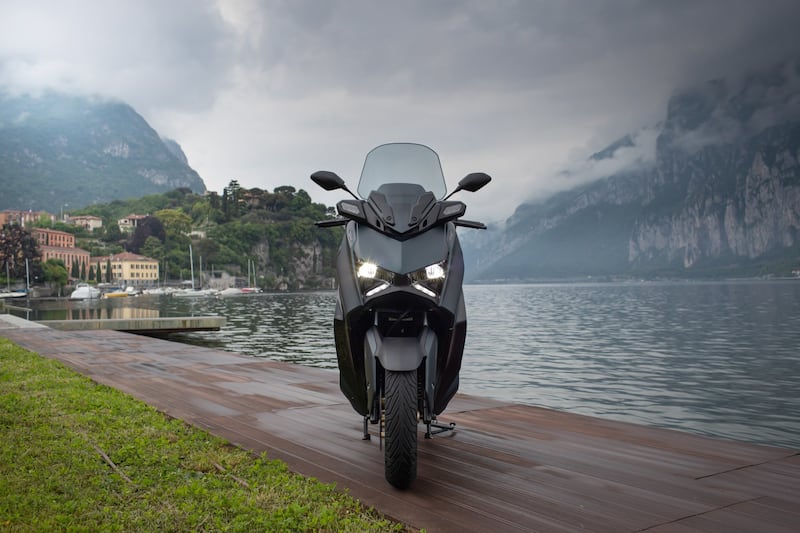 Yamaha XMAX 300 Tech Max: guarda la gallery 7