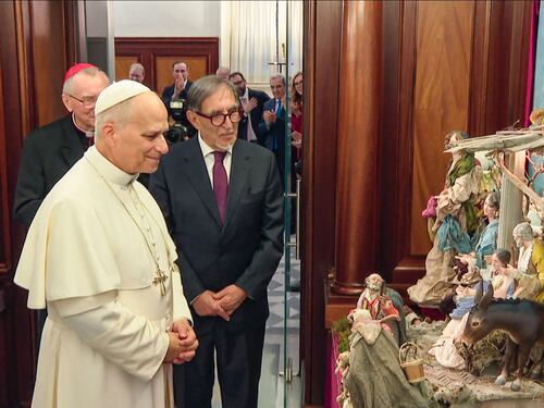 Il Papa accolto da La Russa al Senato: "Anelito di amore e di pace"