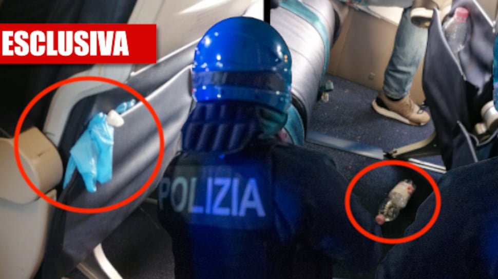 Le immagini choc sull'aereo: così gli agenti in volo coi migranti