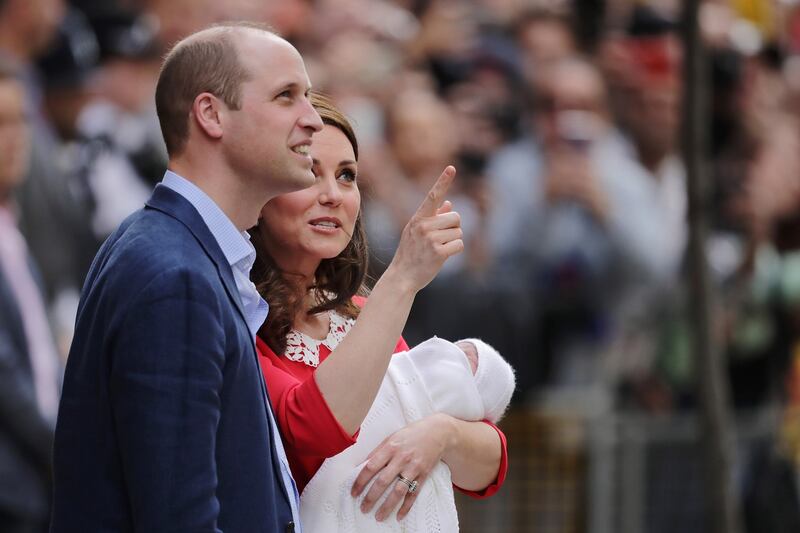 Kate Middleton e il Principe William col Royal Baby 15