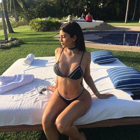 Kylie Jenner hot, progetto segreto in lingerie 50
