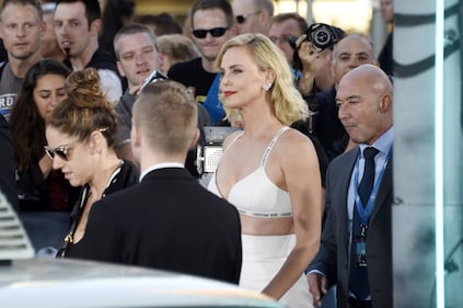 Charlize Theron sexy alla première di Atomic Blonde 6