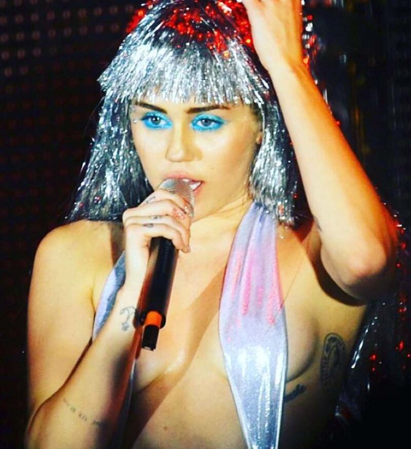 Miley Cyrus, basta con le provocazioni: foto 10