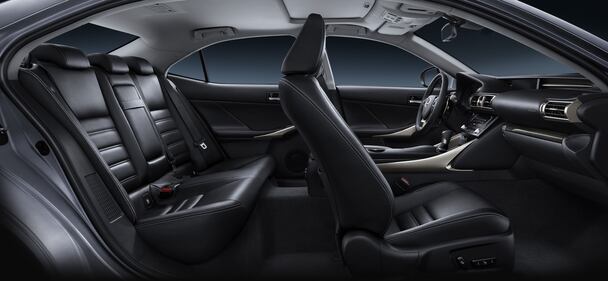 Presentata a Detroit la Lexus IS Hybrid 3