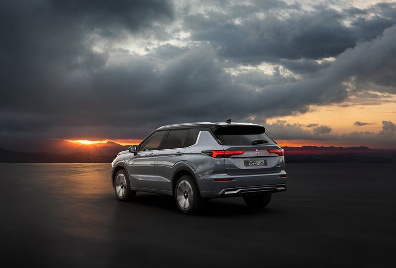 mitsubishi outlander