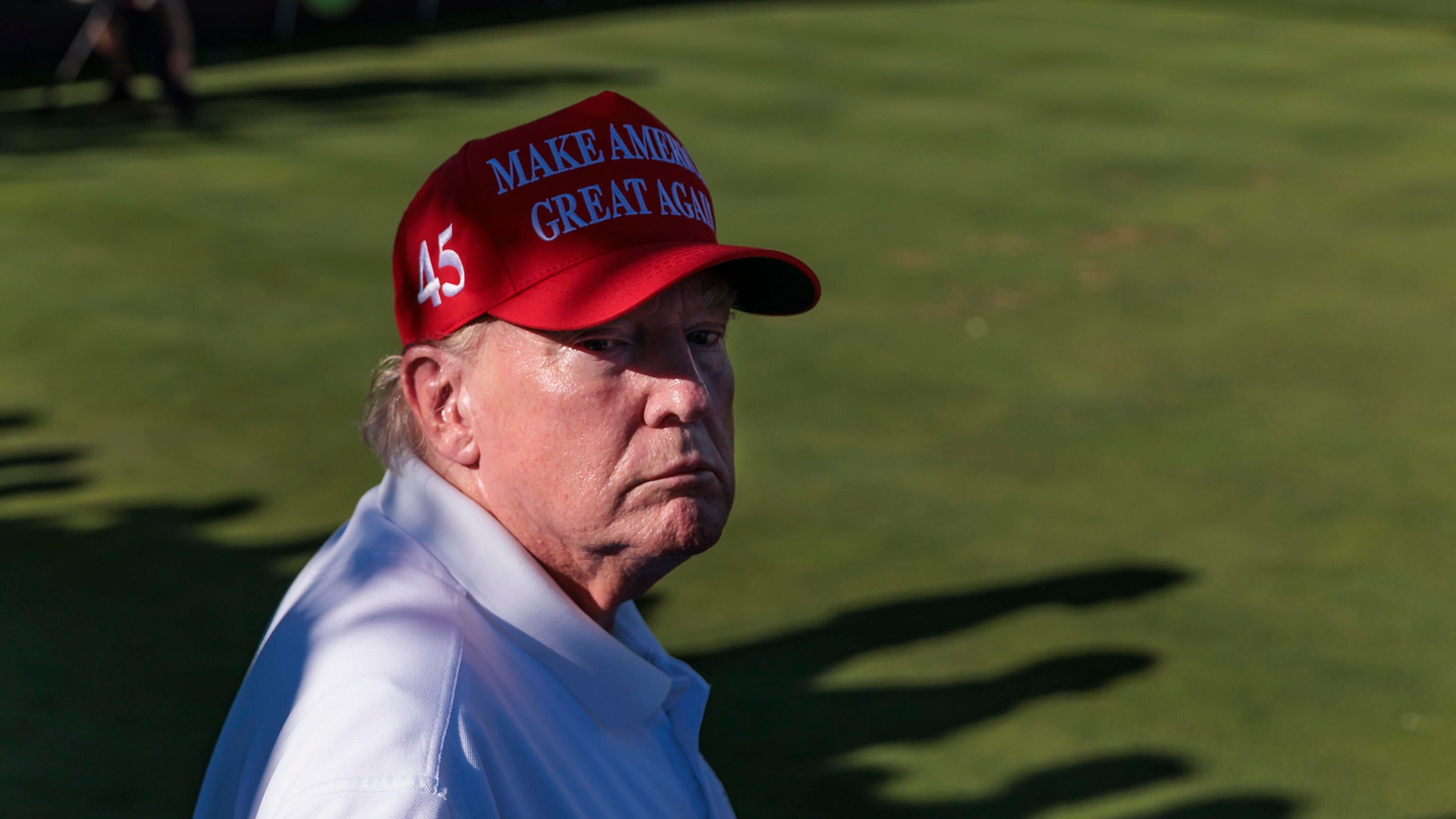 Trump accusato di frode: richiesti danni per 250 milioni di dollari