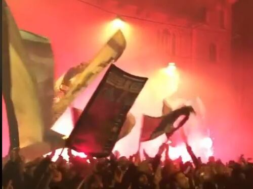 Guerriglia alla festa della Lazio: dieci poliziotti feriti dagli ultras