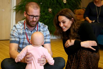 Kate Middleton tra i bambini, foto 4