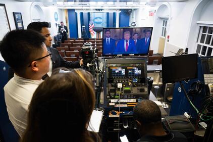 Trump e i suoi nella situation room per l'attacco all'Iran 3