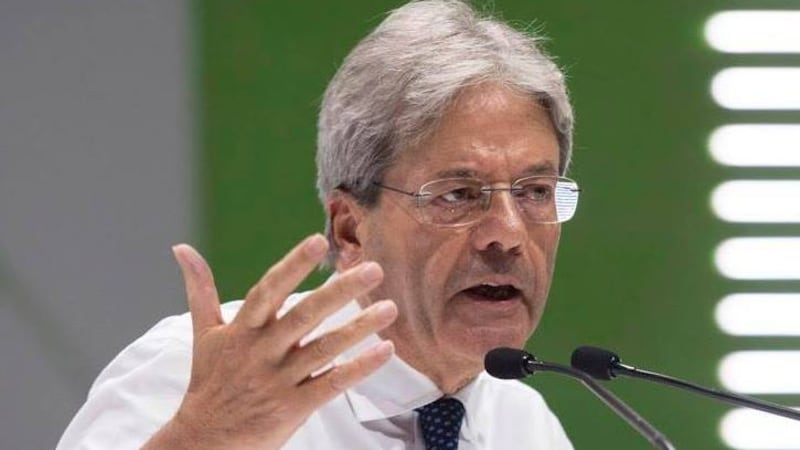 Dai gazebo digitali a Mosca, la lite infinita fra Pd e 5 stelle