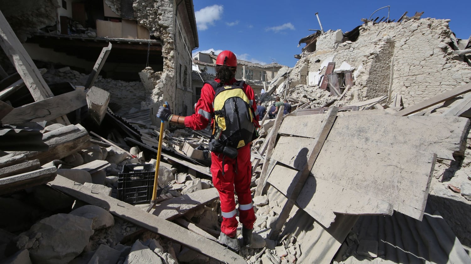 Terremoto, così vi dovete comportare in caso di sisma