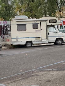 Stop ai campi ma niente case: le pretese dei rom che si sentono discriminati