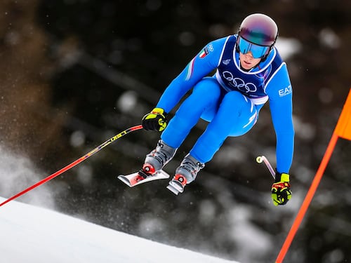 Sulla Stelvio è arrivata la neve e i jet azzurri volano