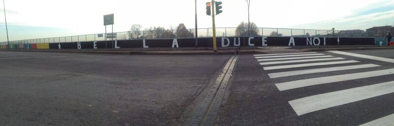 Milano, la scritta "Duce a Noi" al posto di "Bella ciao" 3