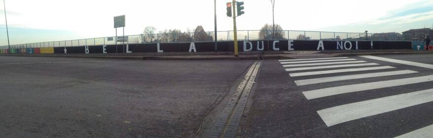 Milano, la scritta "Duce a Noi" al posto di "Bella ciao" 3