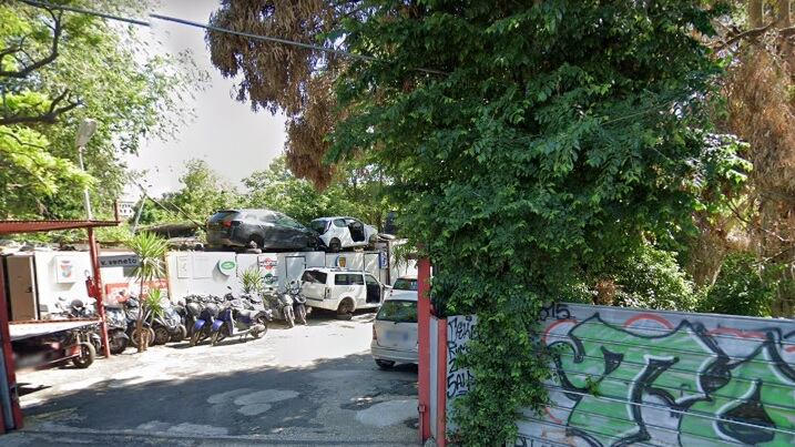 Autista Ncc simula furto dell’auto, ma la stavano smontando all’autodemolitore
