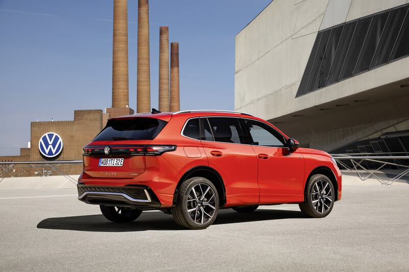 Volkswagen Tiguan 2024: guarda tutte le foto 2