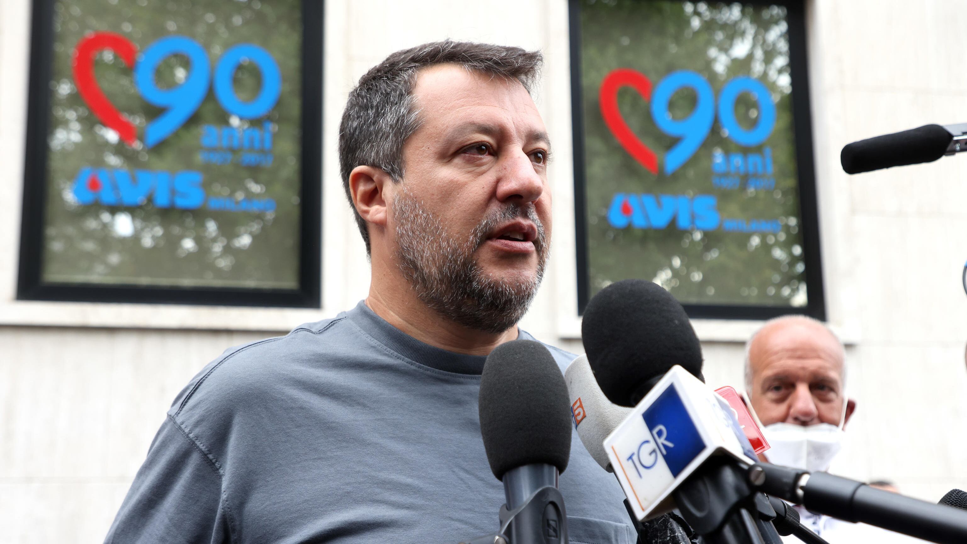 "Mi candido a Milano". E poi Salvini zittisce Letta