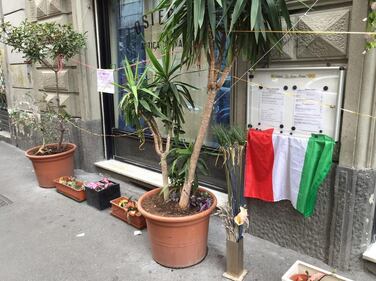 La protesta del ristorante: "Niente migranti, no camping" 2