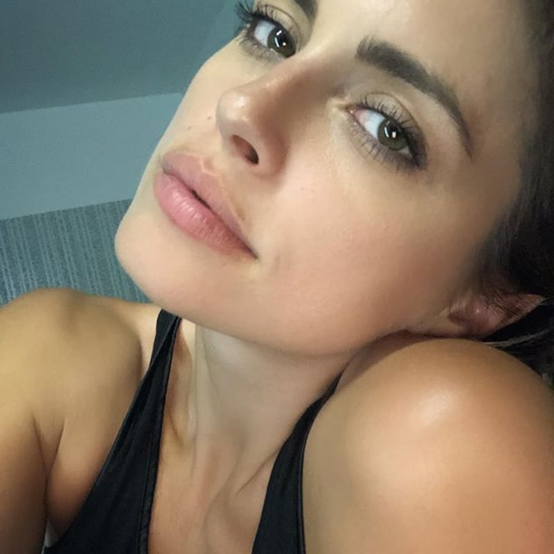 Amra Silajdzic rapisce i follower su Instagram 10