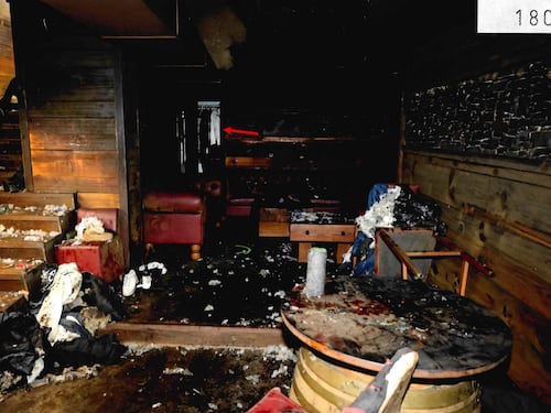 Crans-Montana, le prime foto degli interni dopo l'incendio