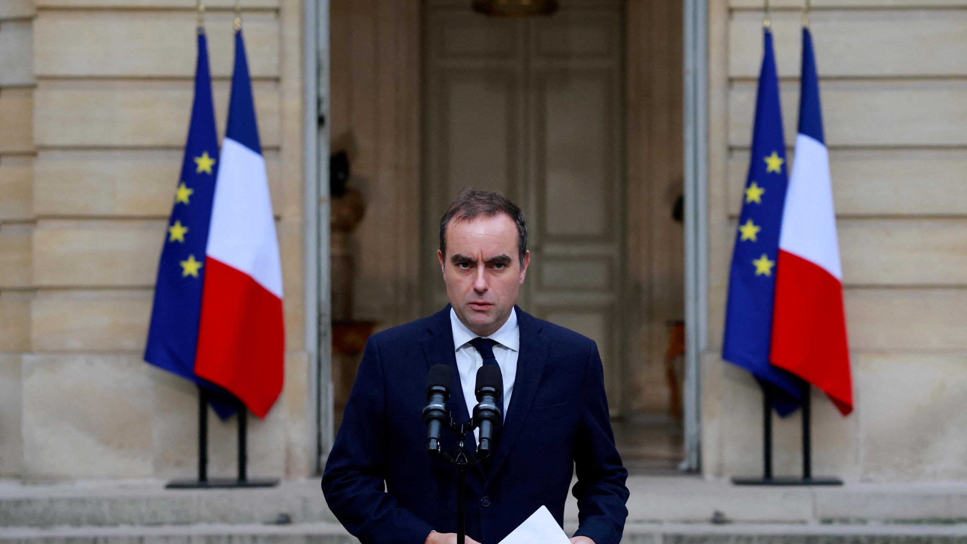 "Ha carta bianca". Macron riconferma Sebastien Lecornu come primo ministro