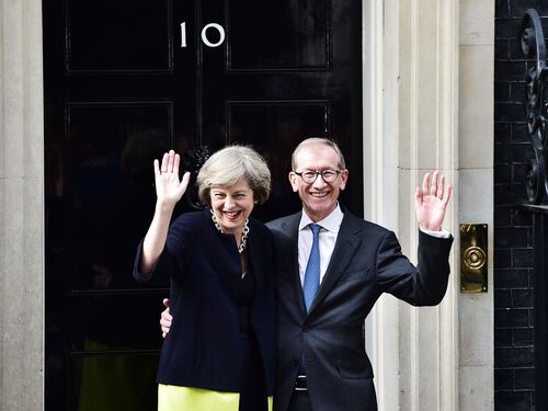 Theresa May a Downing Street
