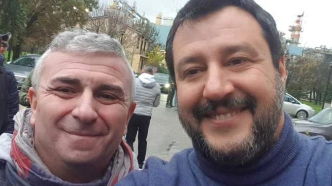 Sindacalista della Cgil licenziato in tronco per selfie con Salvini