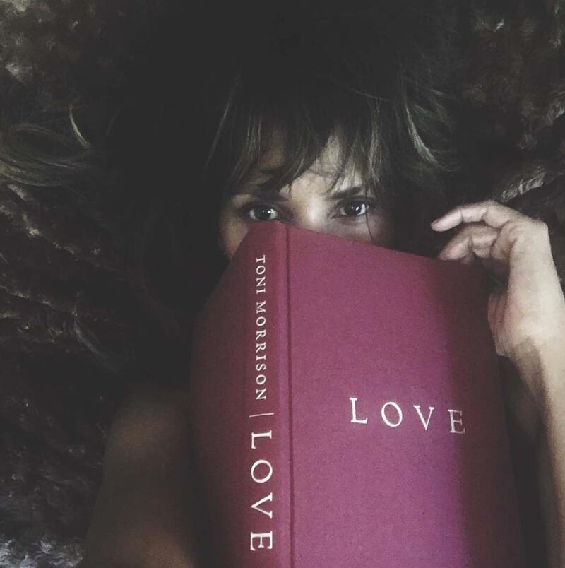 Halle Berry, lingerie su Instagram 12