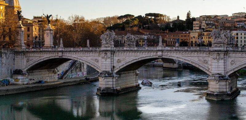 Tuffo e ponte