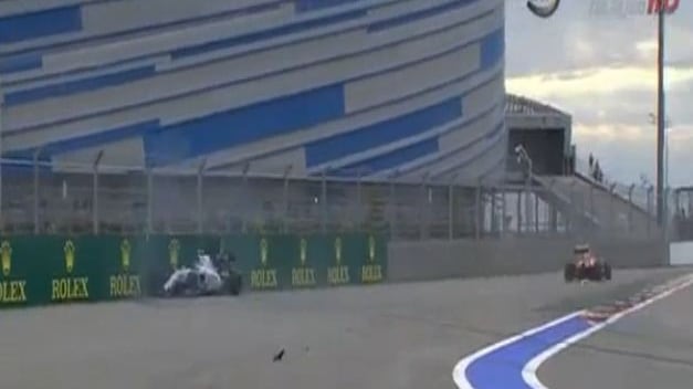 Kimi Raikkonen penalizzato: titolo costruttori alla Mercedes