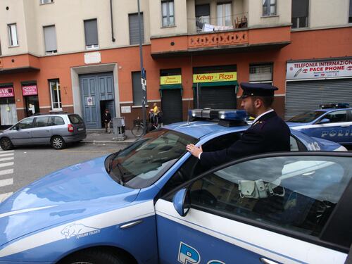 San Siro, gang rivali e pistole. Arrestato un rapper egiziano