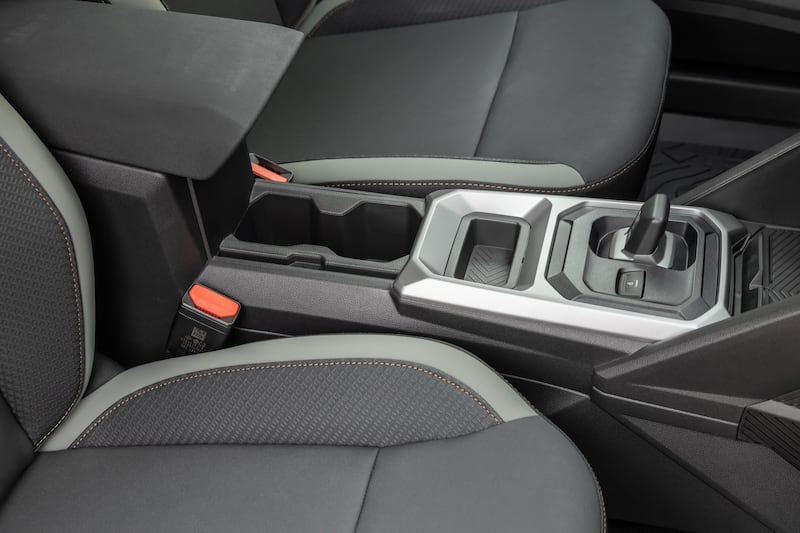 Dacia Duster 2024: guarda la gallery del nuovo SUV, anche ibrido o GPL 14