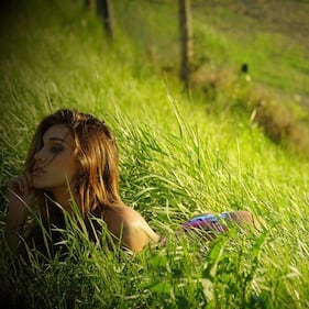 Belen Rodriguez mostra la farfalla 5