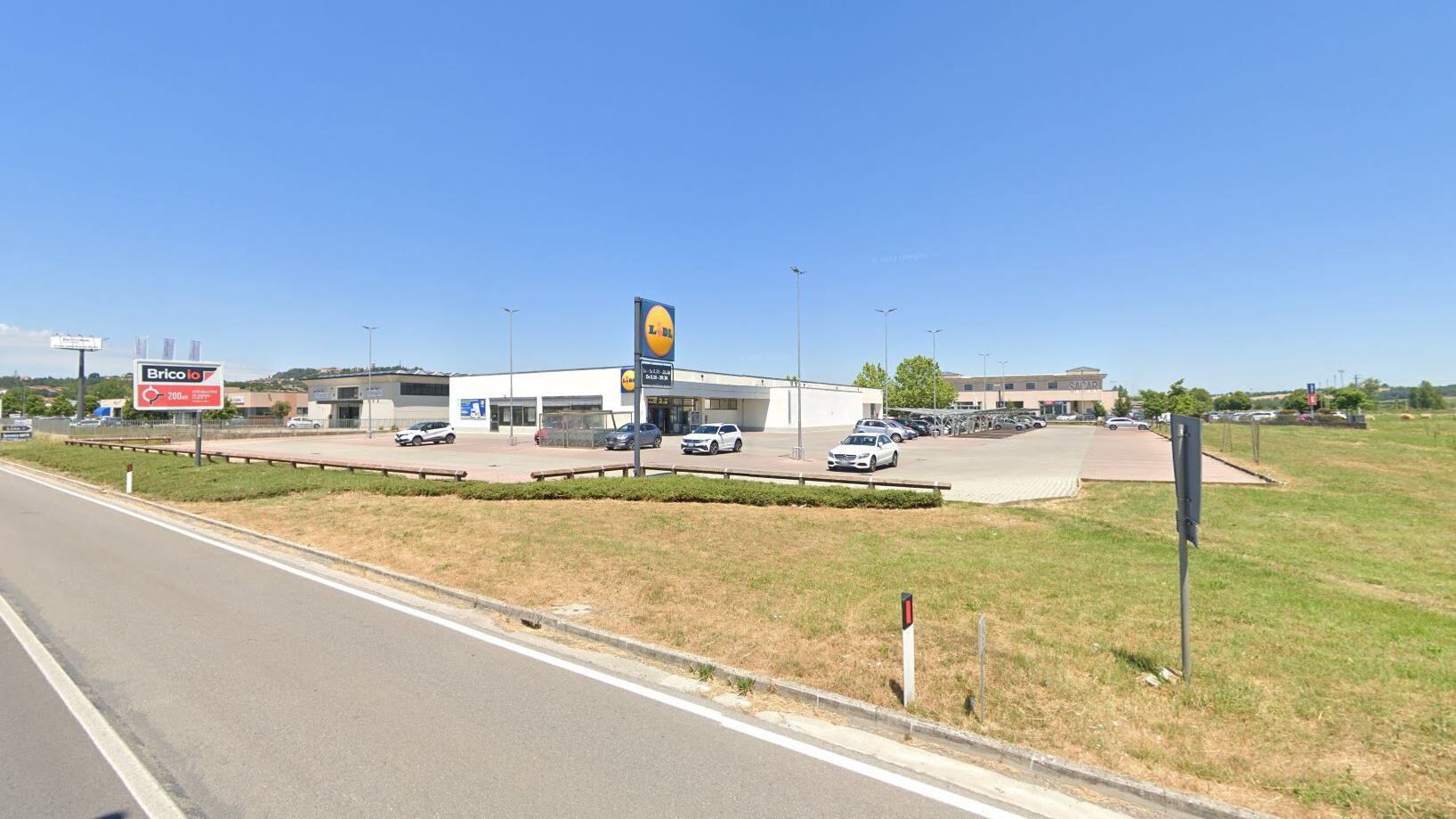 Delitto choc al supermercato: il bimbo morto sul nastro della cassa